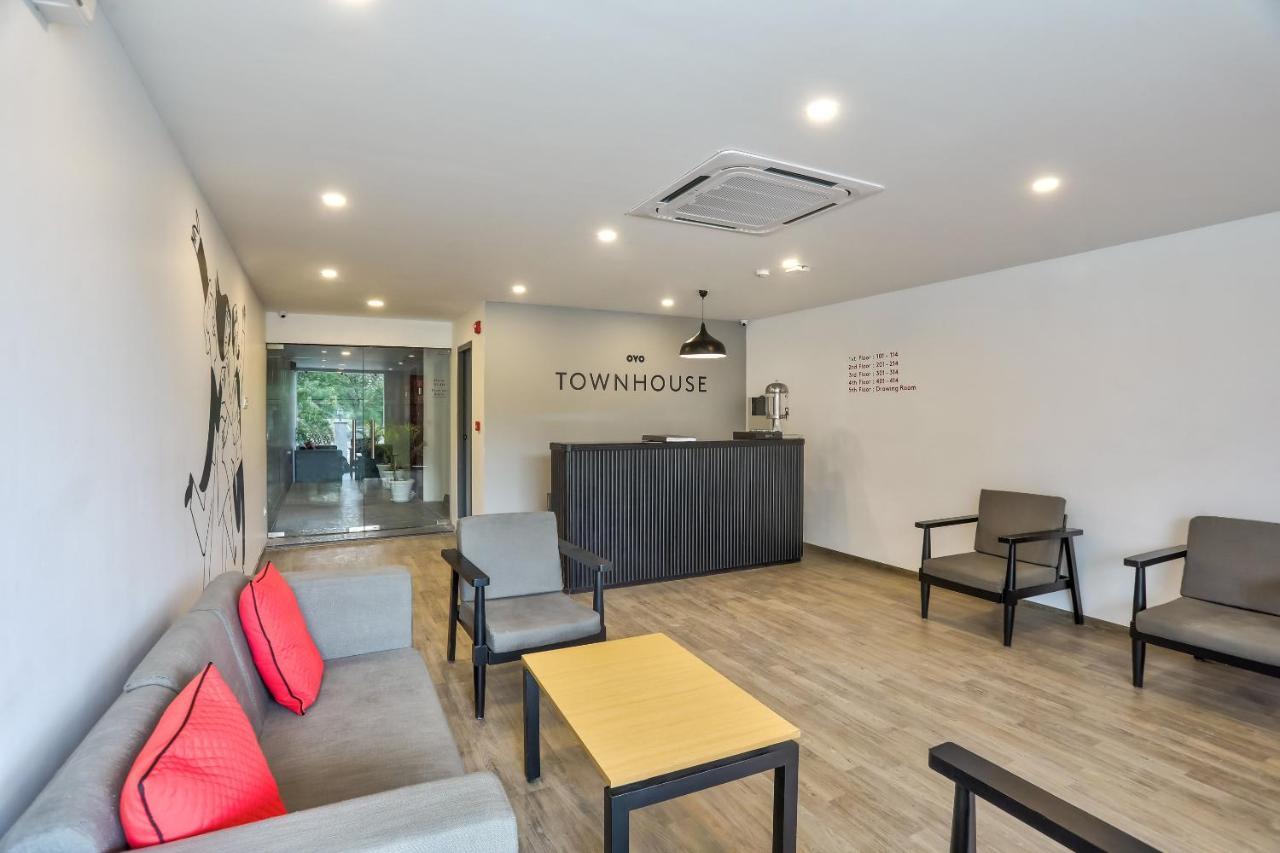Oyo Townhouse 156 Maraimalai Nagar Hotel Madras Buitenkant foto
