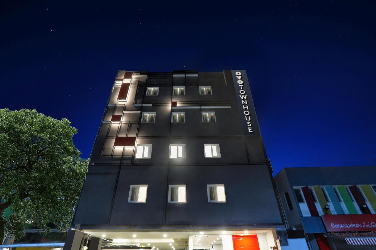 Oyo Townhouse 156 Maraimalai Nagar Hotel Madras Buitenkant foto